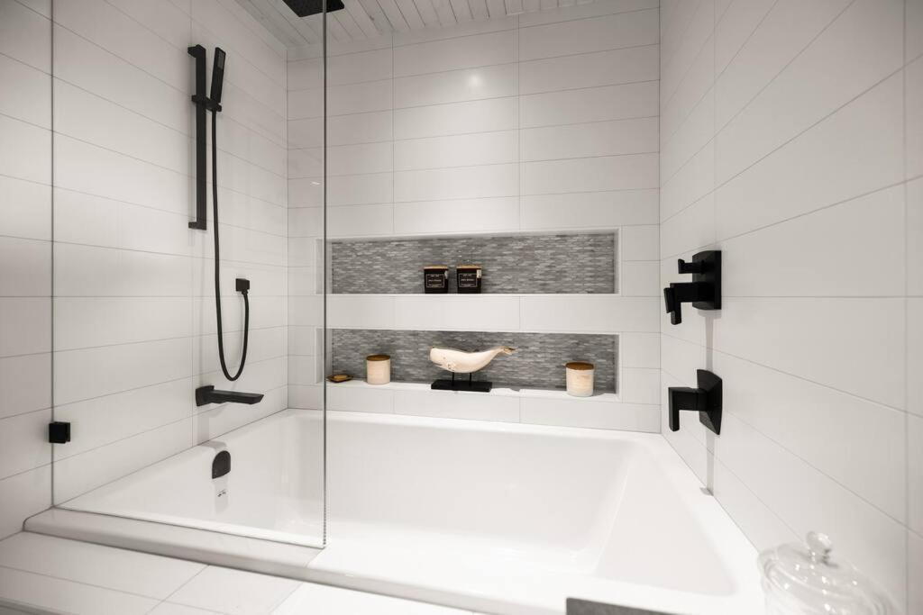 Kingfisher Manor Βίλα Sooke Εξωτερικό φωτογραφία
