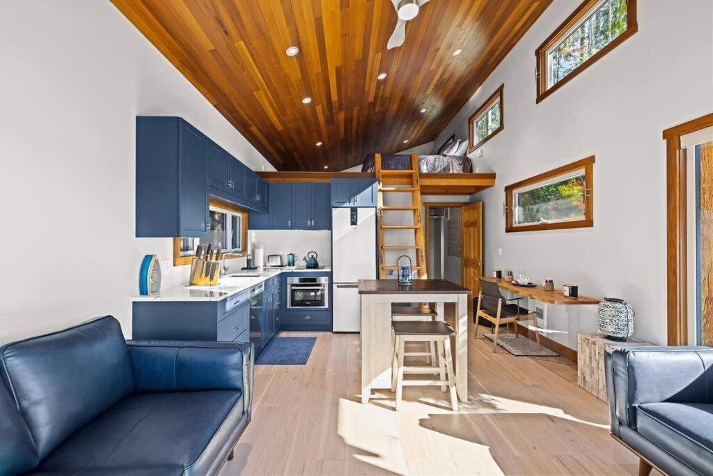 Kingfisher Manor Βίλα Sooke Εξωτερικό φωτογραφία