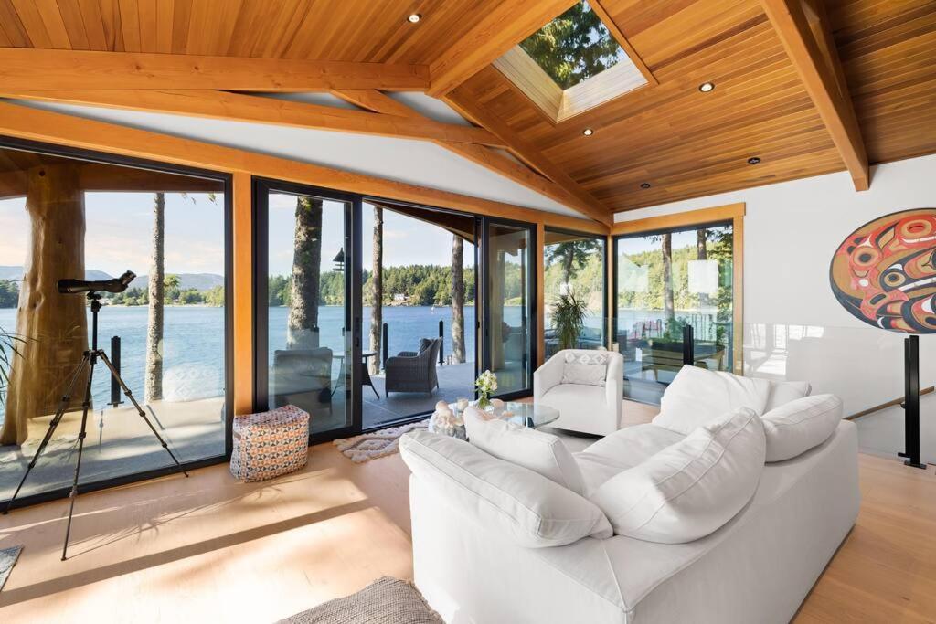 Kingfisher Manor Βίλα Sooke Εξωτερικό φωτογραφία