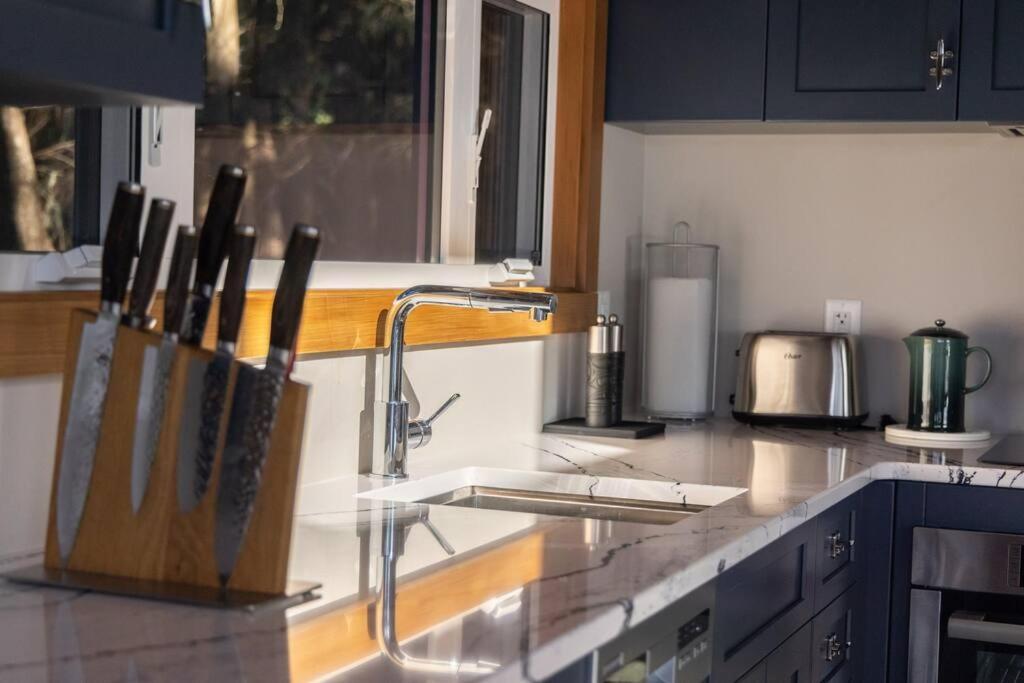 Kingfisher Manor Βίλα Sooke Εξωτερικό φωτογραφία