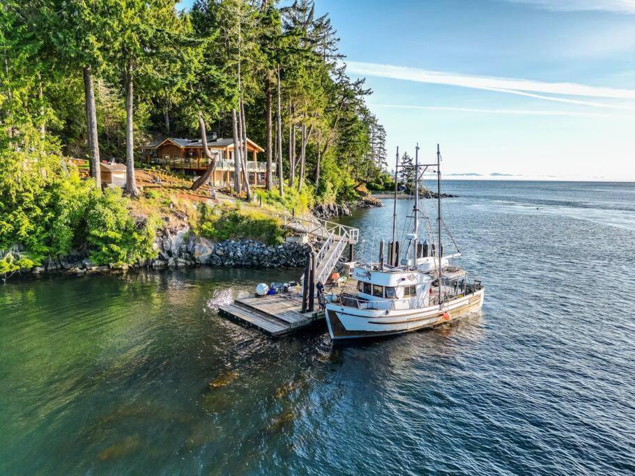 Kingfisher Manor Βίλα Sooke Εξωτερικό φωτογραφία
